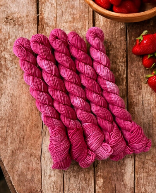 Strawberry Sorbet Mini