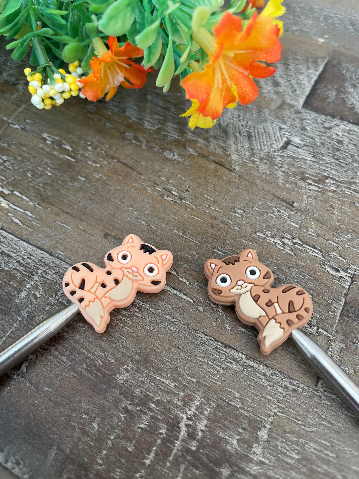 Knitting Needle End Stoppers (Pairs of Cats)